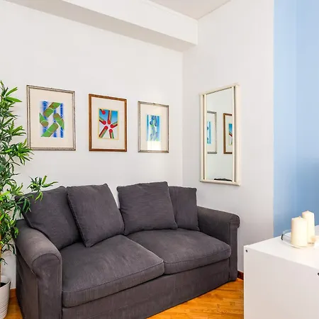 Διαμέρισμα Charming With Balcony & Wi-fi *