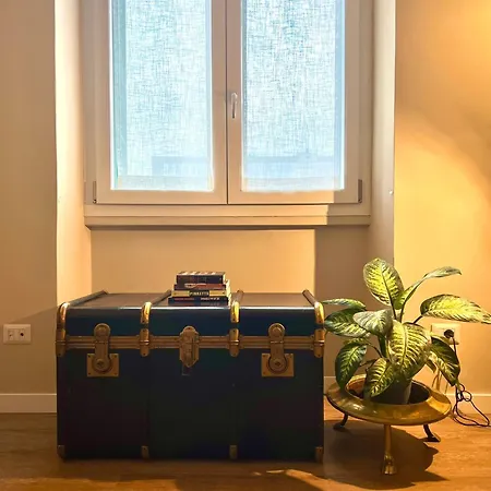 Minu'- Elegant Loft In Certosa 公寓 *