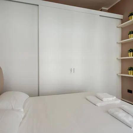 Duomo B - Panoramic Two Bedrooms アパート