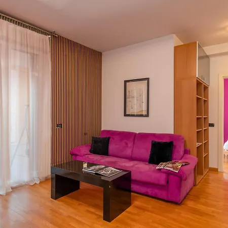 Private Terrace & 2 Bedrooms Near Bosco Verticale *