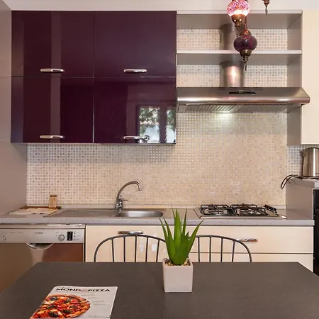 Private Terrace & 2 Bedrooms Near Bosco Verticale Lägenhet