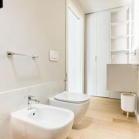 Apartment - Bixio 17 P4 - Porta Venezia