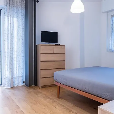 Isola Living - M3-m5 Zara Subway *