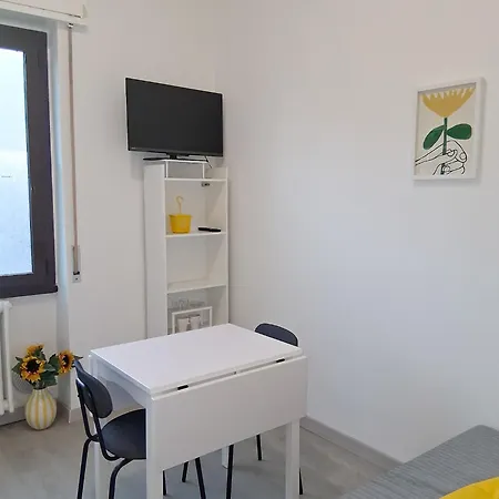 Lägenhet Cozy Near Affori Fn - M3 Duomo Milano