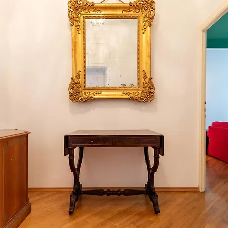 Apartman Grandi Bilocale In Porta Vittoria