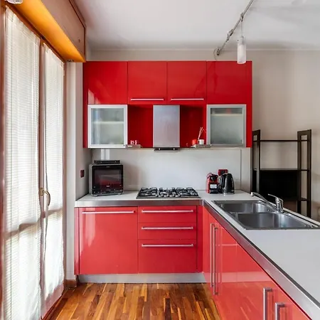 Elegant Retreat With Sunny Terrace & Excellent Metro Links Milán