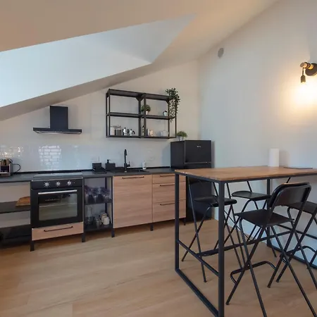 Xenia - 2rooms In Via Petrella 4 E Apartmán Milán