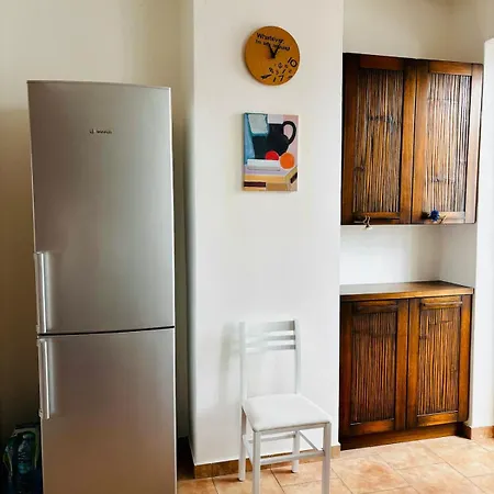 Bright Three-room 250m From The Subway Lejlighed *