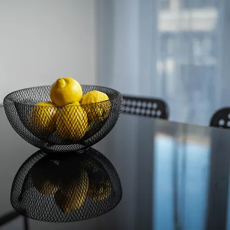 Spacious Design Flat At Navigli At 15 Min From Duomo Apartmán Milán