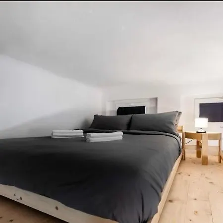 Apartment Duomo- Linate - Attaccato A M4 Con Wifi & Ac *