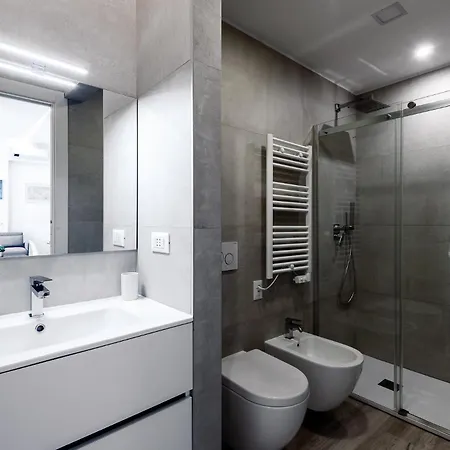 Apartment Stayeasy Crivelli - Stylish Studio, Duomo Walking *