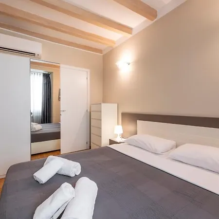 Canonica 1 - The Charming Bilo - B *