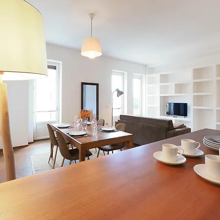 Contempora - Spacious 1 Bedroom & 2 Baths - Sant'Ambrogio Διαμέρισμα