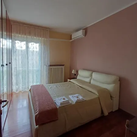 La Tana In Via Boifava In Apartmán *