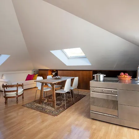 Washington District Apartment Milan