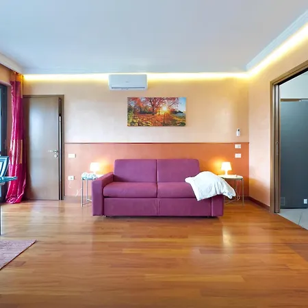 Apartamento Homeby, Dimora Diana *