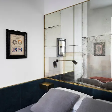 Chavez 4 Design Con Balcone In Nolo - Vesta ミラノ