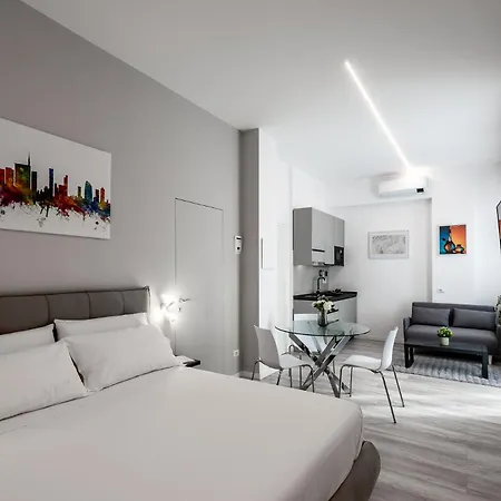 Apartment Stayeasy Crivelli - Stylish Studio, Duomo Walking