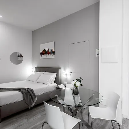 Stayeasy Crivelli - Stylish Studio, Duomo Walking * ミラノ