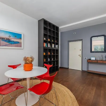 아파트 Parking, 2 Min To Metro, 8 Min To Rho Fiera, Air Conditioning *