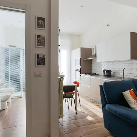 Della Corte House - Elegant Station Milano