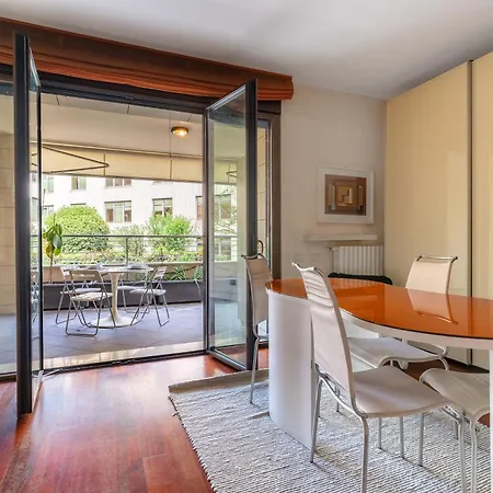 Apartament Elegant With Terrace In Life *