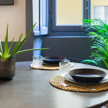 Design Of Wood & Charm Lejlighed Milano