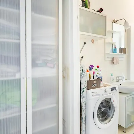 Lovely Flat Close To Center In Porta Romana Milán