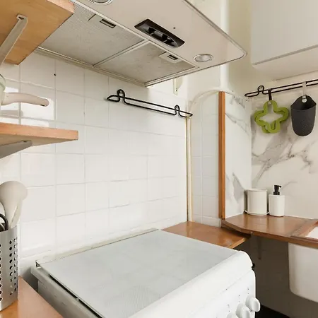 Apartment Guesthost - Dergano M3 Bright