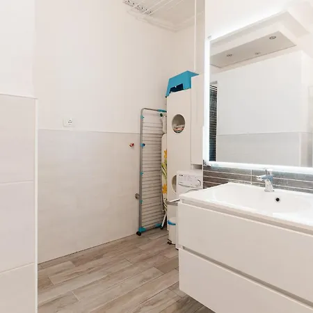 Appartement Guesthost - Spacious In Trenno