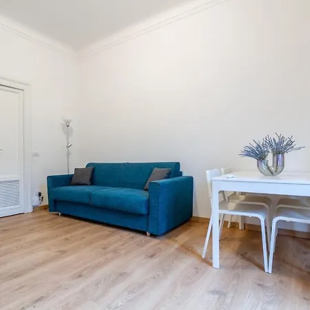 Station 60mq דירה *