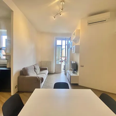 Appartement Palma Home, Elegante E Spaziosa Nel Cuore Della Di Milano, Con Metropolitana M1 Gambara Milan