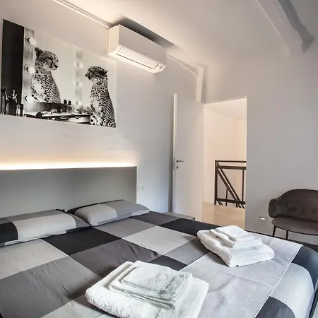 Luxury House In Pietrasanta 140 Mq *