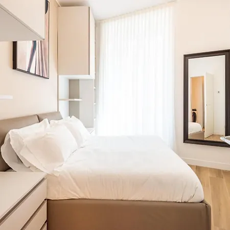 Michelangelo Moscova Golden House Apartament