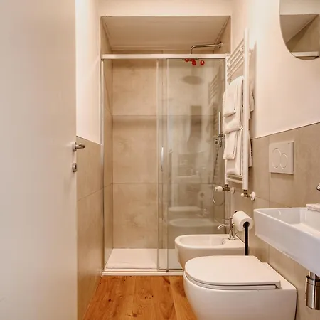 Joivy Modern 1-bedroom Flat In *