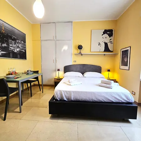 Apartman Yr Loreto - Walk To Metro & Shops Milánó