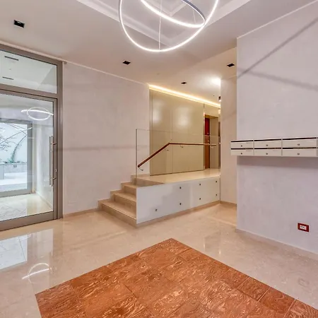 Apartment Fabbri Palace - B *