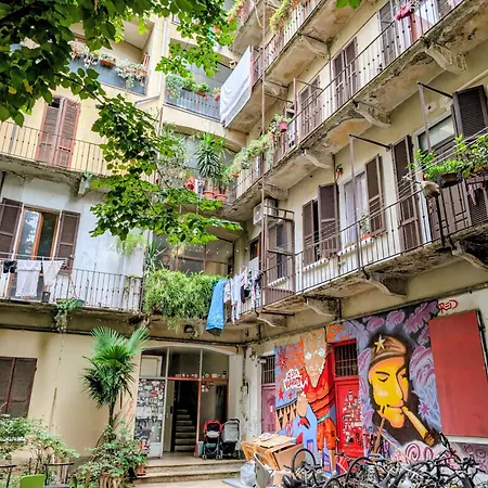 Apartment Proletarian - Pasteur M1 & Balcony