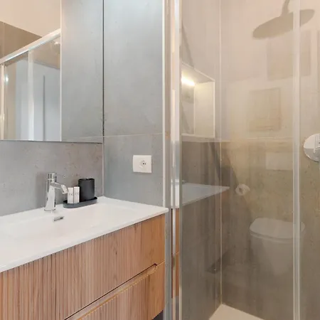 Guesthost - Modern Lambrate *