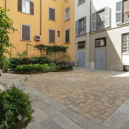 Guesthost - Cinque Giornate Bright Apartament