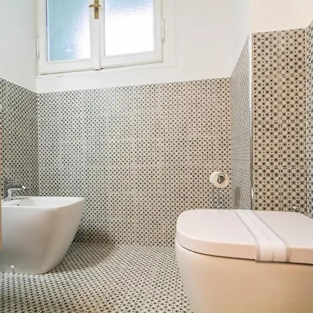 Daire 70 Mq Station 100 Mt Milano