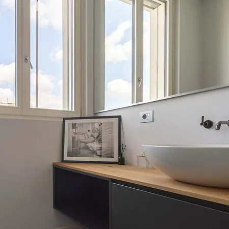 شقة The Urban Nest - Elegante E Moderno 2 Stanze ميلان