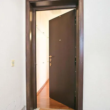 Cozy 5 Posti Letto - 15 Minuti Dal Duomo - Metro M1 A 4 Minuti - Ac - Wifi - Netflix Lejlighed Milano