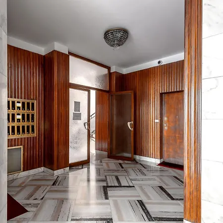 Stayeasy Crivelli - Stylish Studio, Duomo Walking * ミラノ