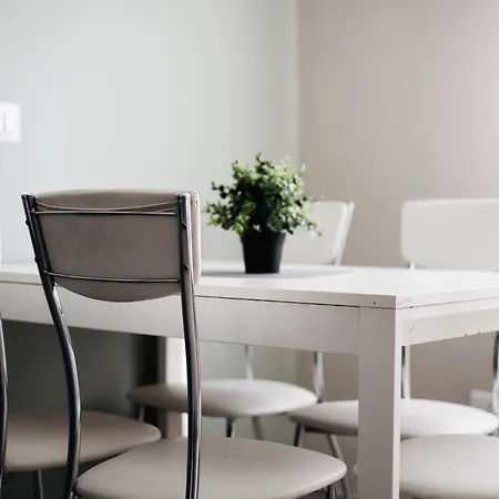 公寓 For 6 - Walk To Milan's Spots *