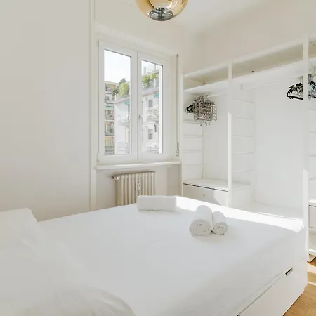 Guesthost - M2 Sant'agostino Bright * 米兰