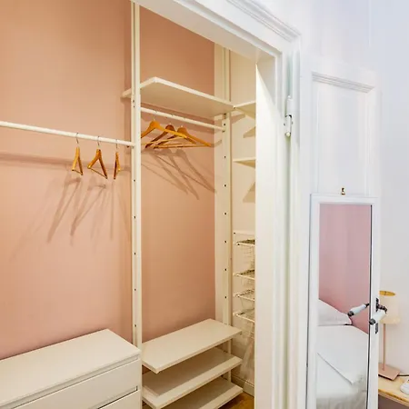 아파트 Brioschi88 Nice, Quiet And Peaceful By Hospity