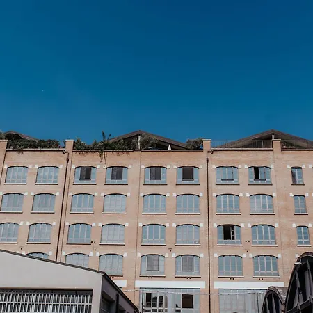 Apartman Guesthost - Mecenate Bright Milánó