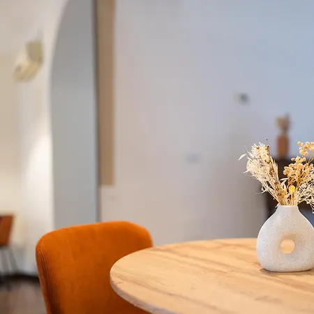 Apartman Exclusive Loft With Private Garden In City Center Milan At Navigli - 10Min To Duomo Milánó