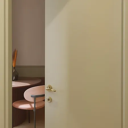 Serendipity - Colonne * ميلان